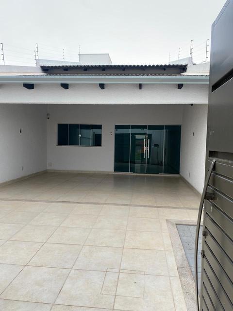 Casa à venda em Goiânia, Residencial Center Ville, com 3 quartos, com 141 m²